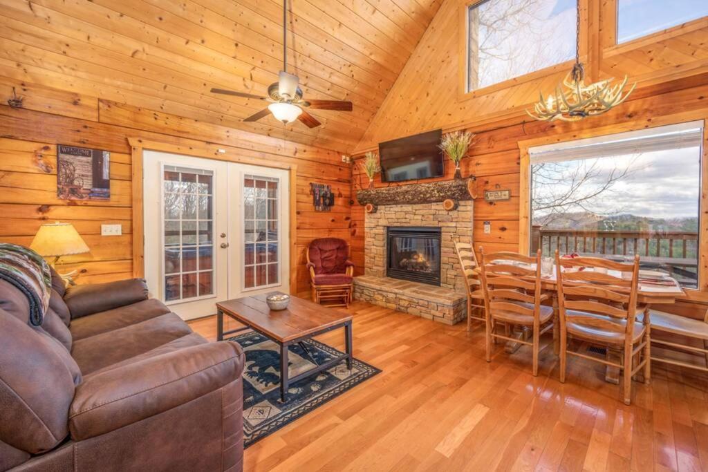 Over The Mountain - Smoky Mountain View Cabin Sevierville Exterior foto